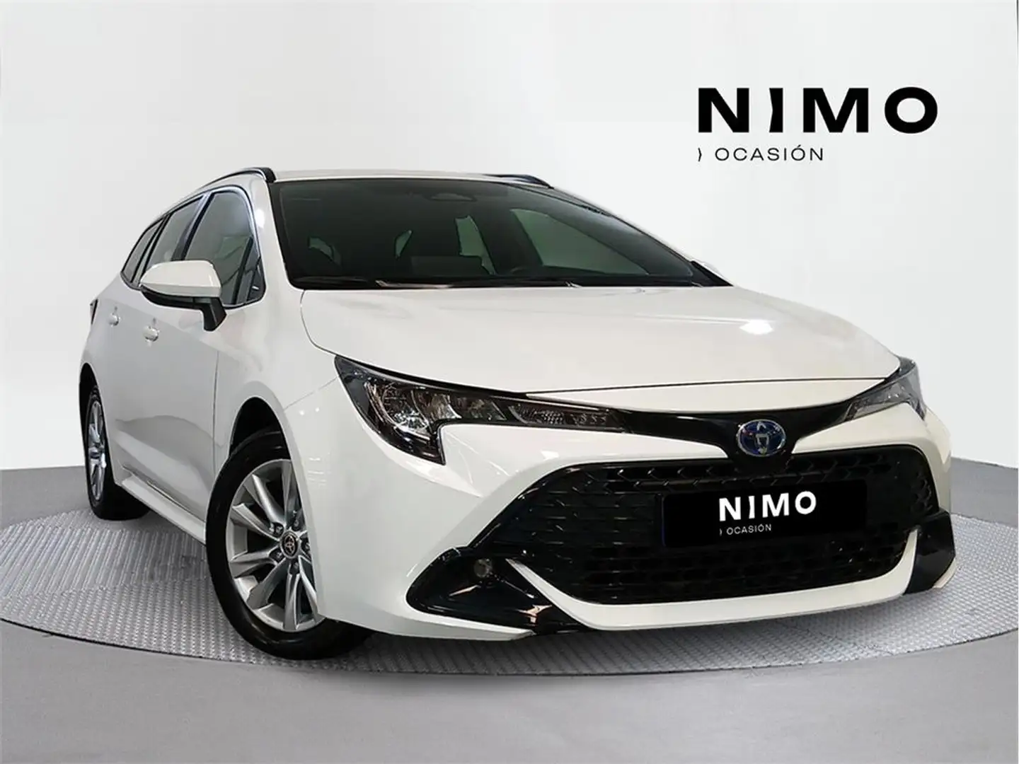 Toyota Corolla Touring Sports 140H Active Plus - 1