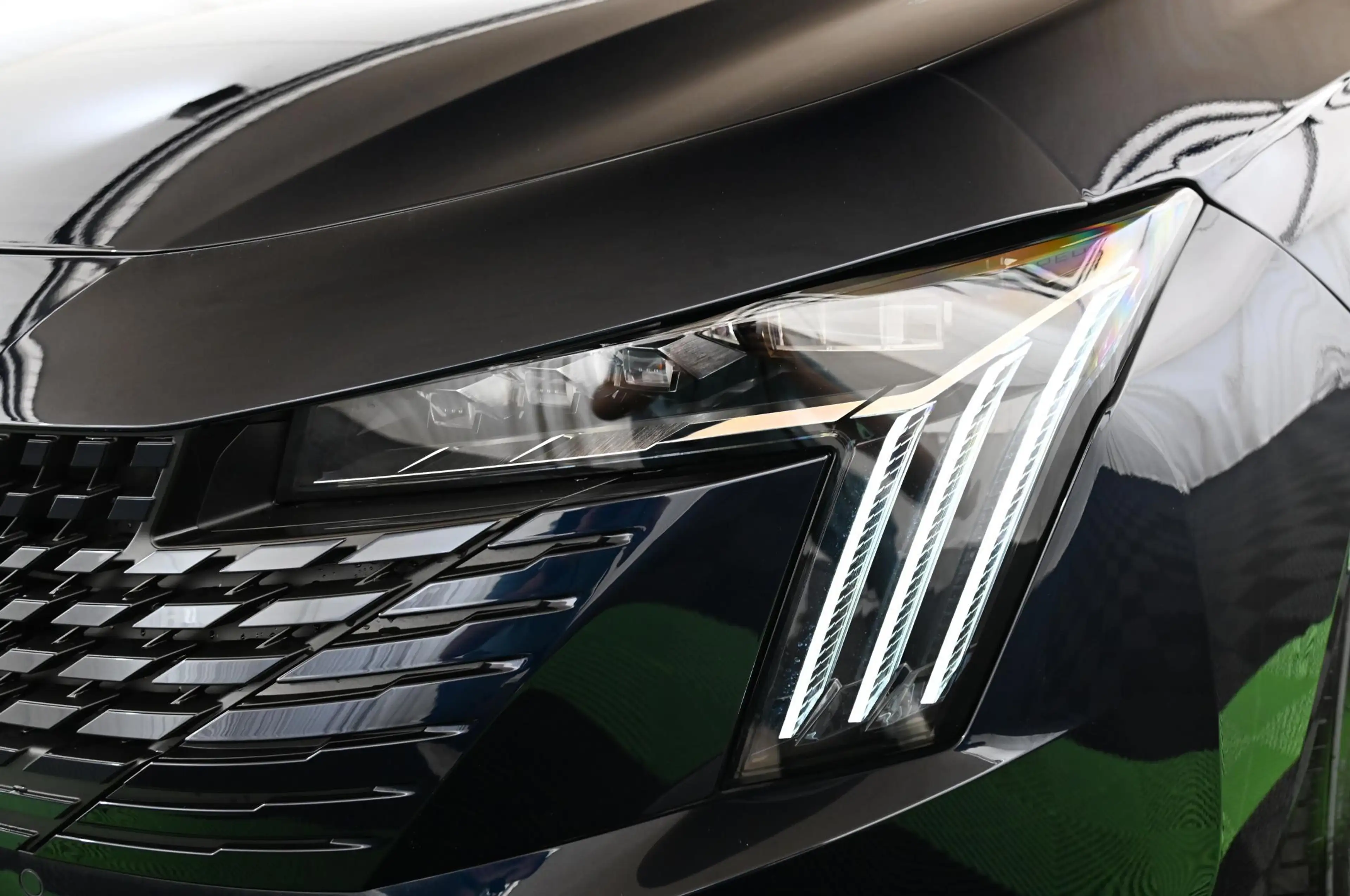 Peugeot 508 1.6 180 PHEV e-EAT8 Allure MATRIX/NAV/ACC/18 — photo 9