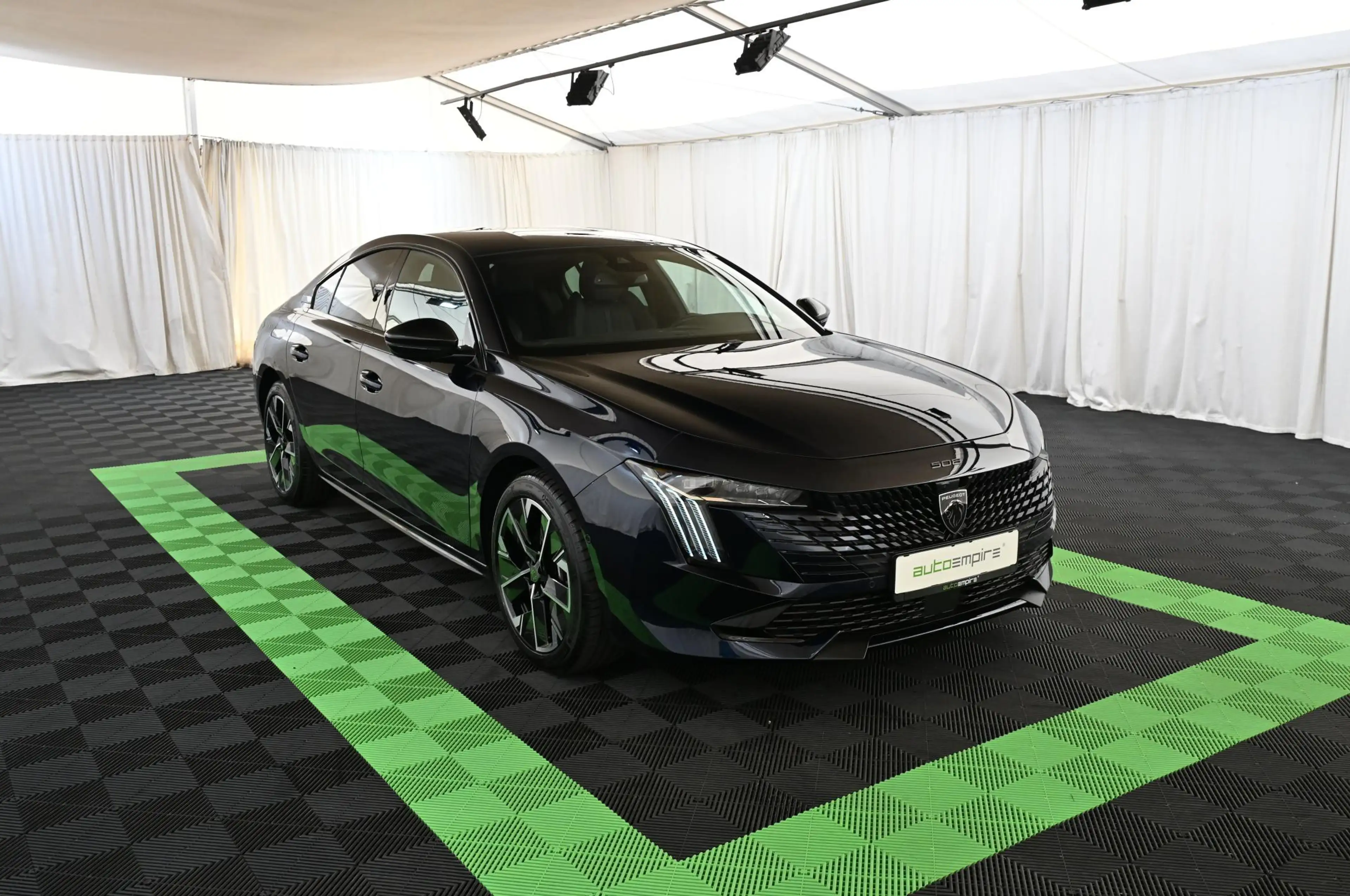 Peugeot 508 1.6 180 PHEV e-EAT8 Allure MATRIX/NAV/ACC/18 — photo 4