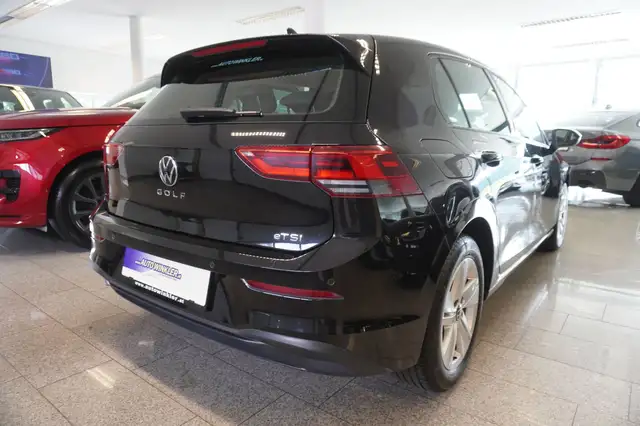 Volkswagen Golf view 5