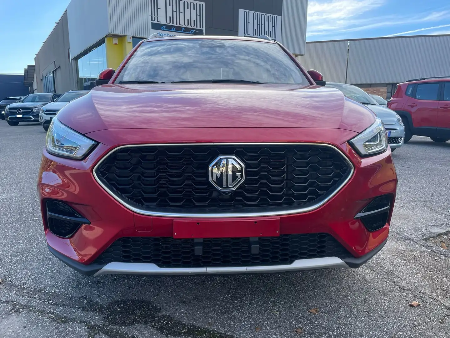 MG ZS 1.5 Luxury Rouge - 2