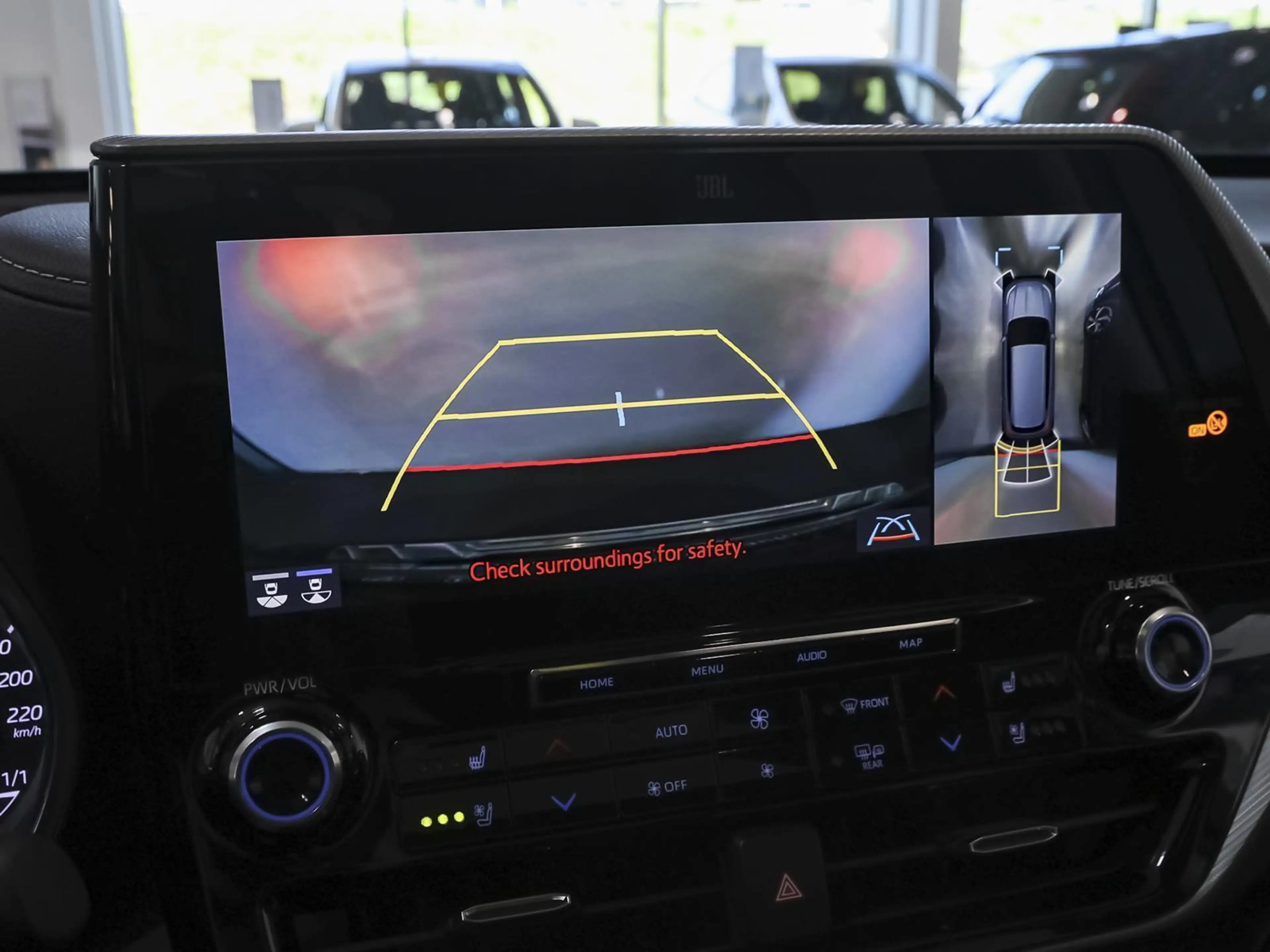 Toyota Highlander 2.5 Hybrid Luxury PANO SHZ PDC KLIMA — photo 15