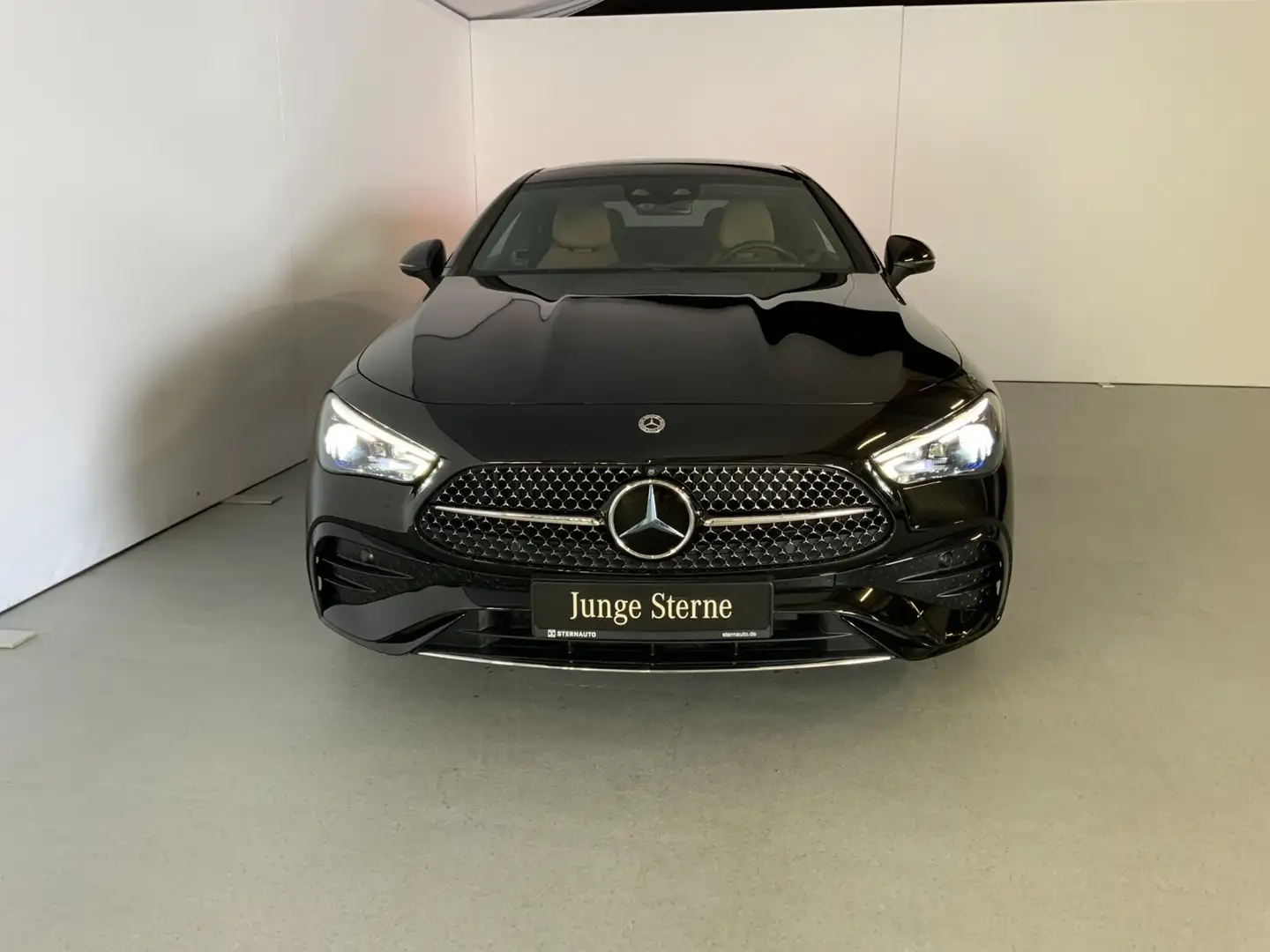 Mercedes-Benz CLE 300 CLE 300 4M Coupé AMG Premium+ Pano DISTRO HAL+++ Noir - 2