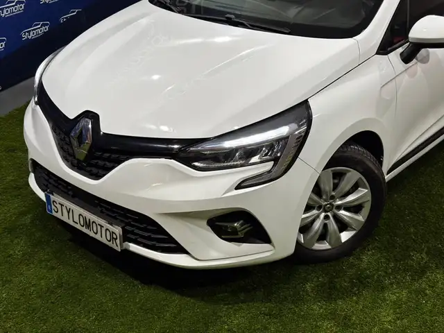 Renault Clio view 13