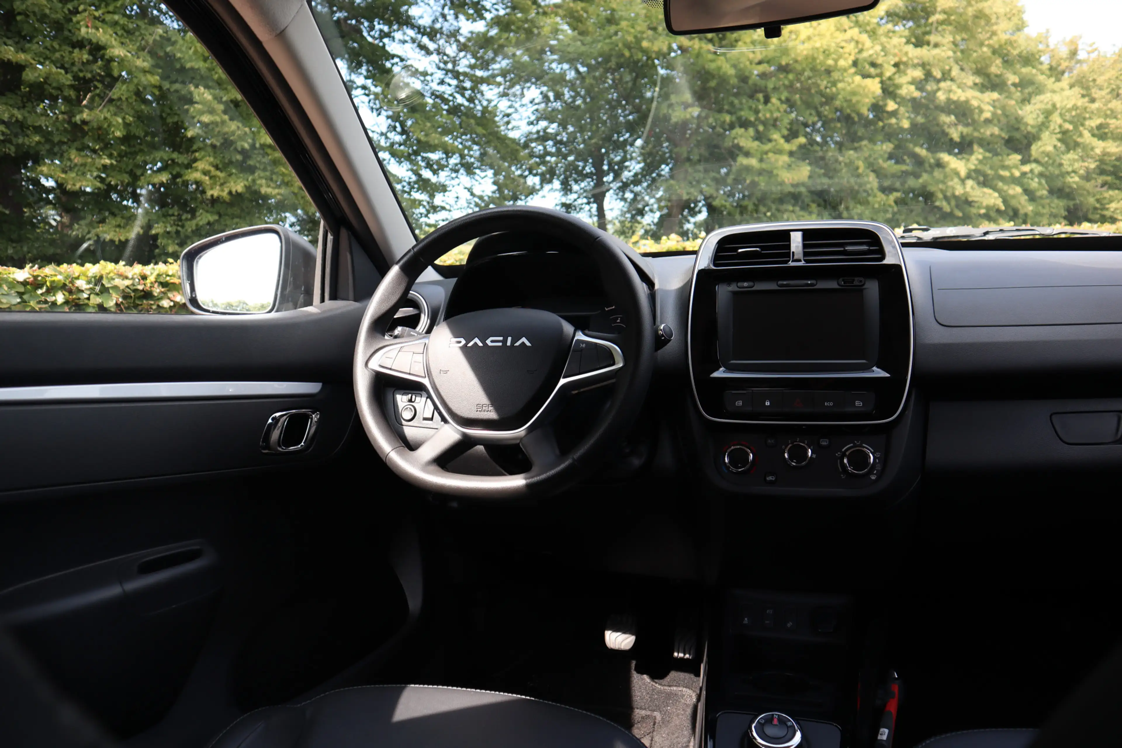 Dacia Spring Expression 27 kWh | Carplay | Camera | Lederen bek — photo 14