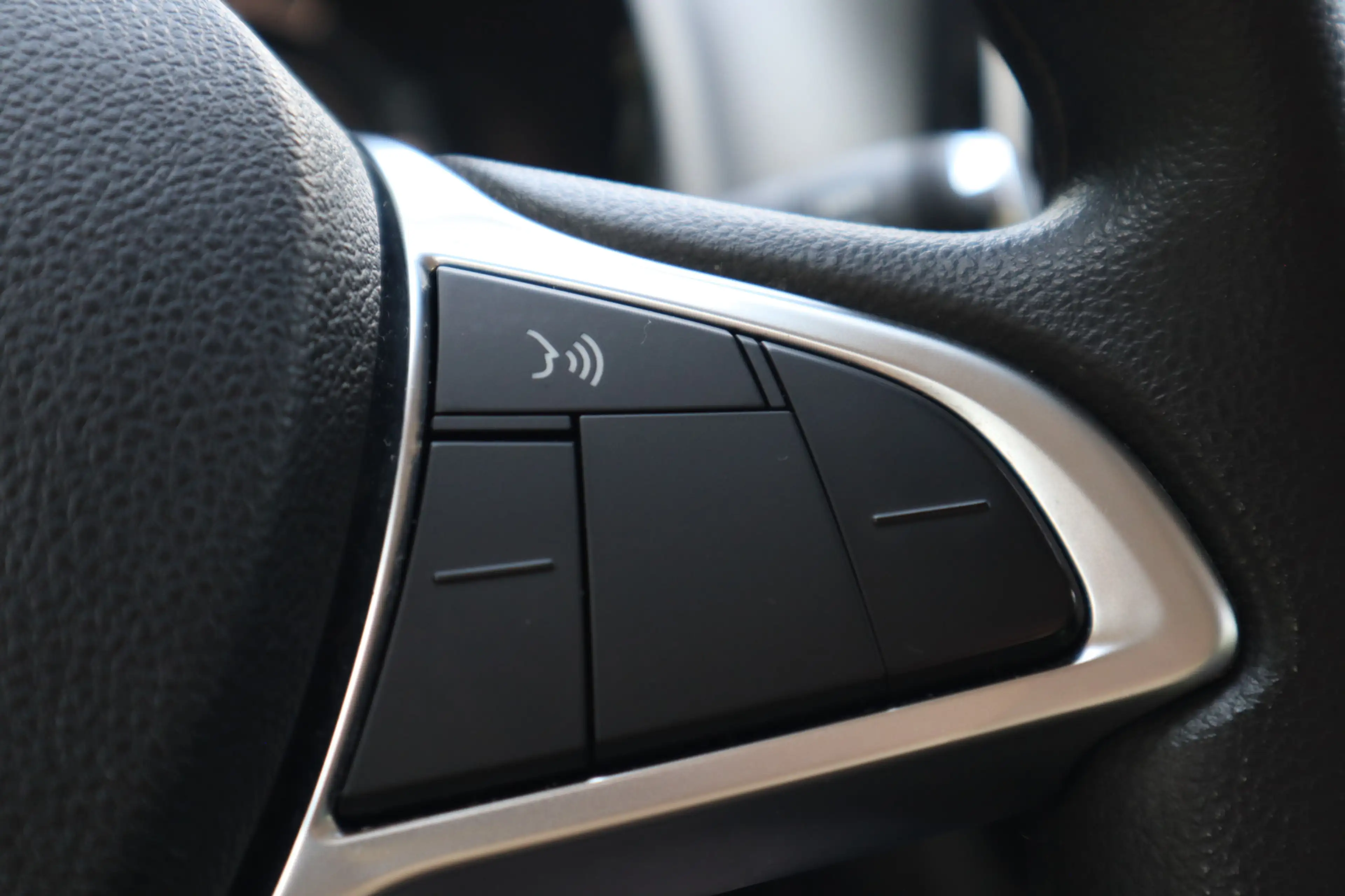 Dacia Spring Expression 27 kWh | Carplay | Camera | Lederen bek — photo 17
