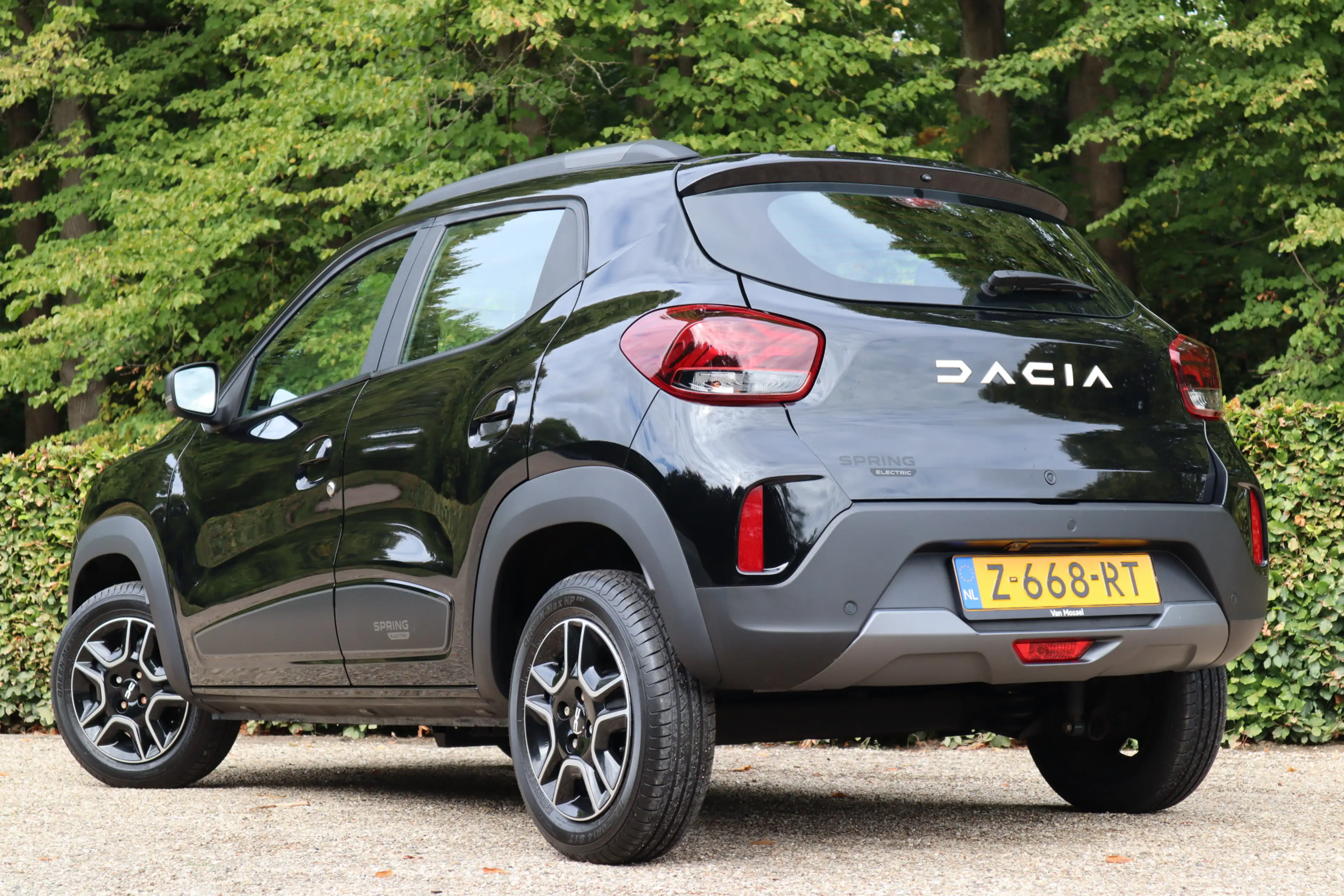Dacia Spring Expression 27 kWh | Carplay | Camera | Lederen bek — photo 4