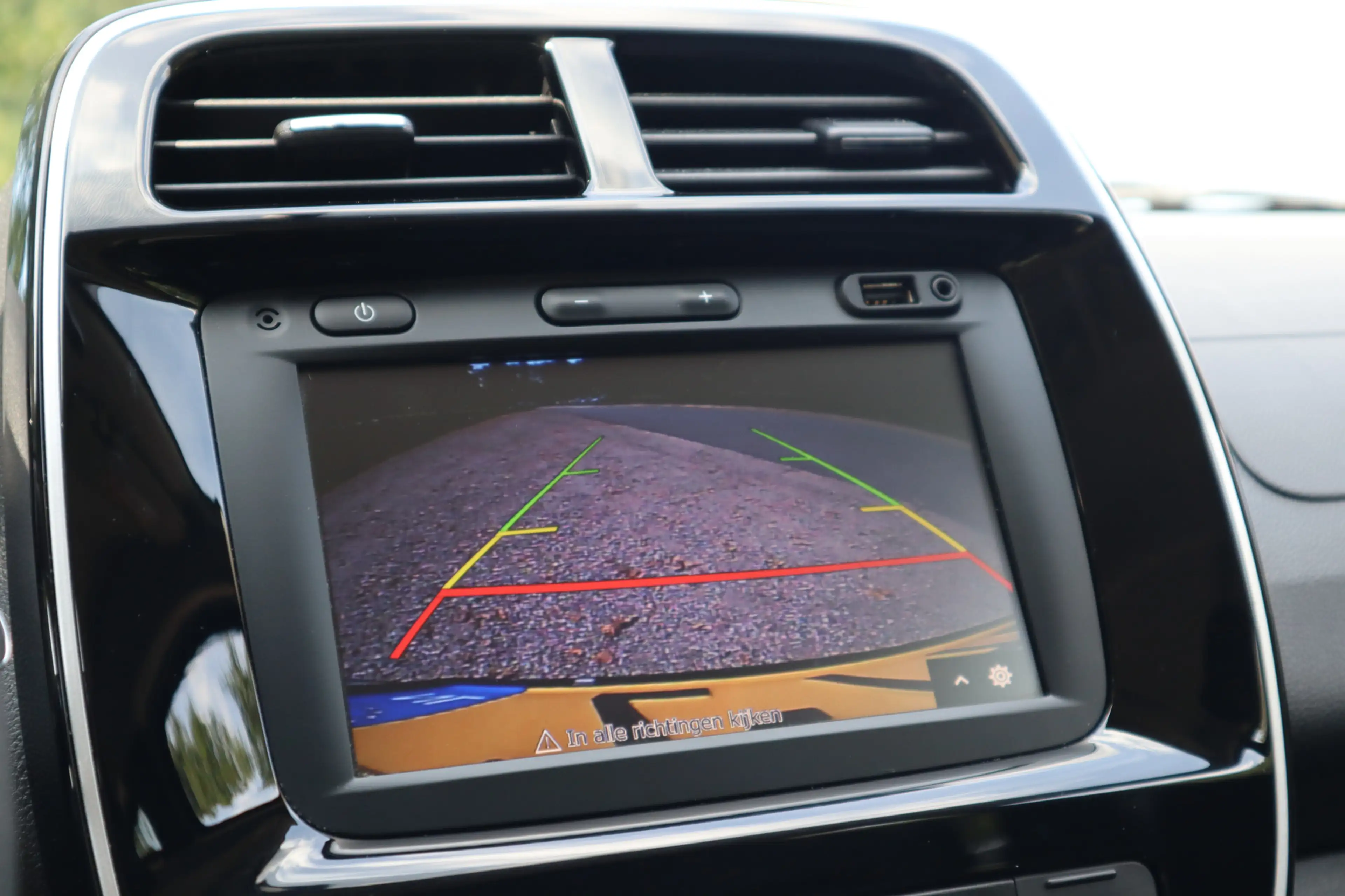 Dacia Spring Expression 27 kWh | Carplay | Camera | Lederen bek — photo 7