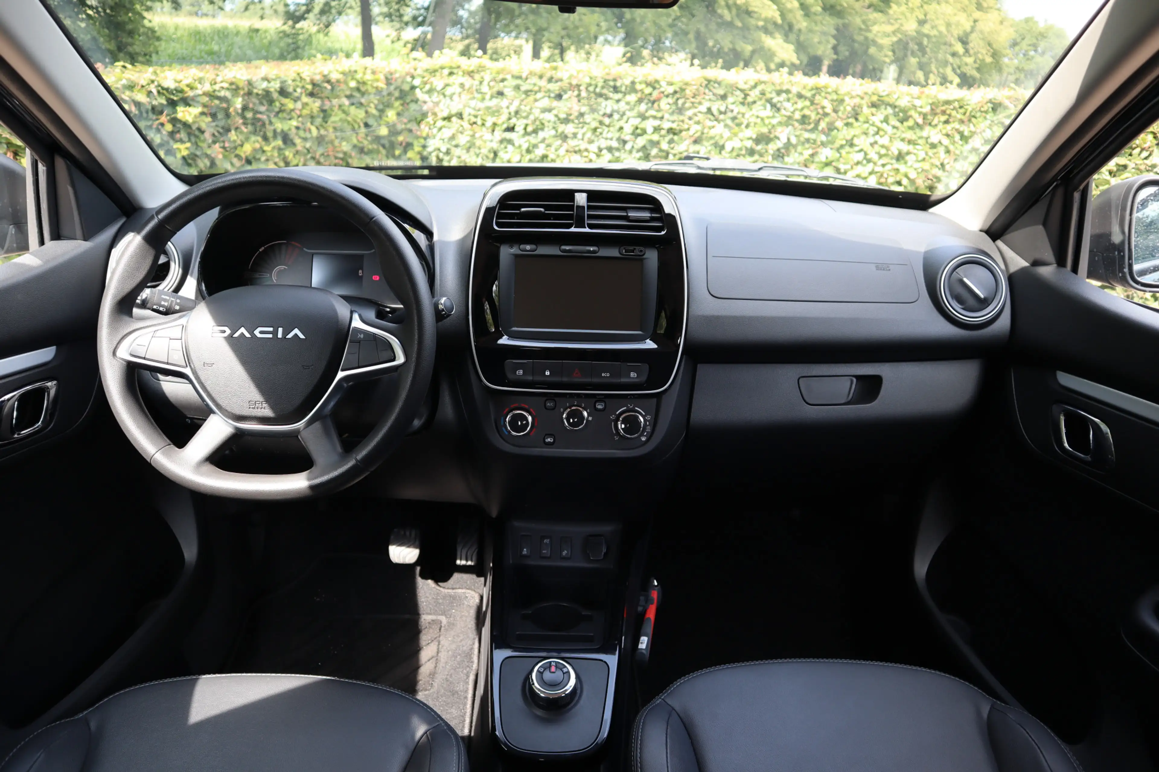 Dacia Spring Expression 27 kWh | Carplay | Camera | Lederen bek — photo 10