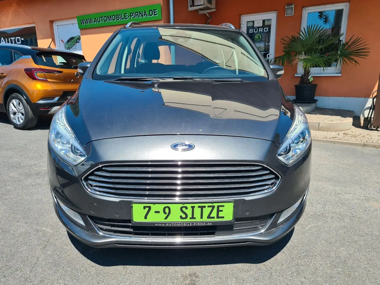 Ford Galaxy 2.0 TDCi Titanium (7-SITZER)+SHZ/LED/1.HD Grau - 2