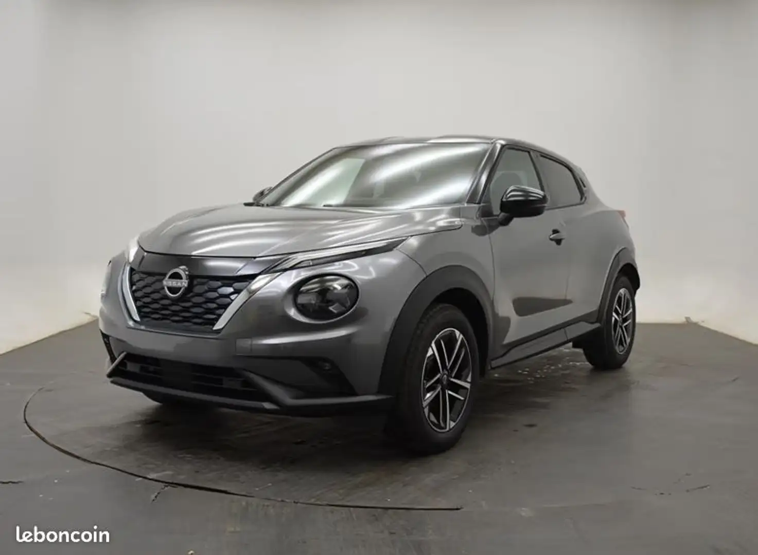 Nissan Juke II Ph.2 N-Connecta 1.6 Hybrid 143ch Gris - 1