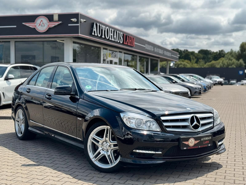 Mercedes-Benz C 250 CGI Lim. BlueEfficiency"AMG-LINE"VOLLLEDER*