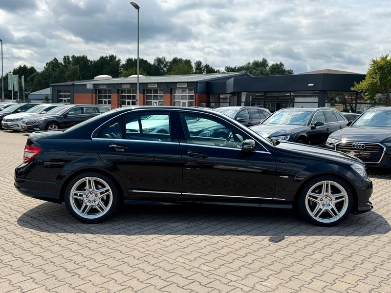 Mercedes-Benz C 250 CGI Lim. BlueEfficiency"AMG-LINE"VOLLLEDER* — photo 8