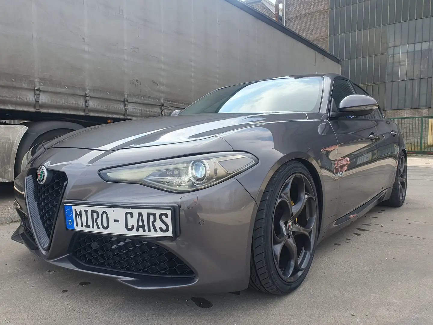 Alfa Romeo Giulia 2.2 Diesel AT8 Super 240 PS Beige - 1