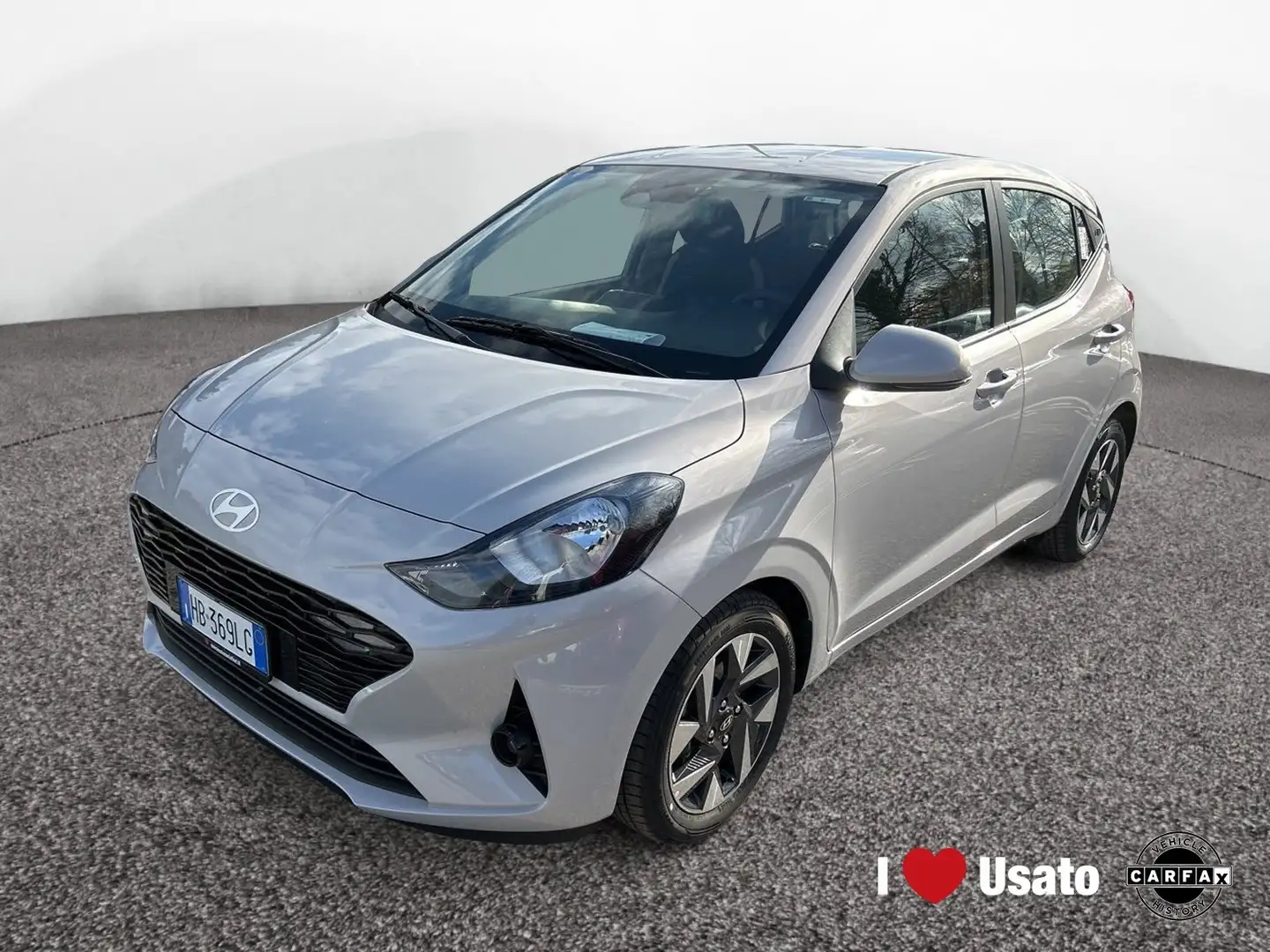 Hyundai i10 III 2023 1.0 mpi Connectline Grau - 1