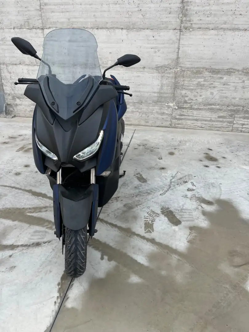 Yamaha X-Max 300 Azul - 1