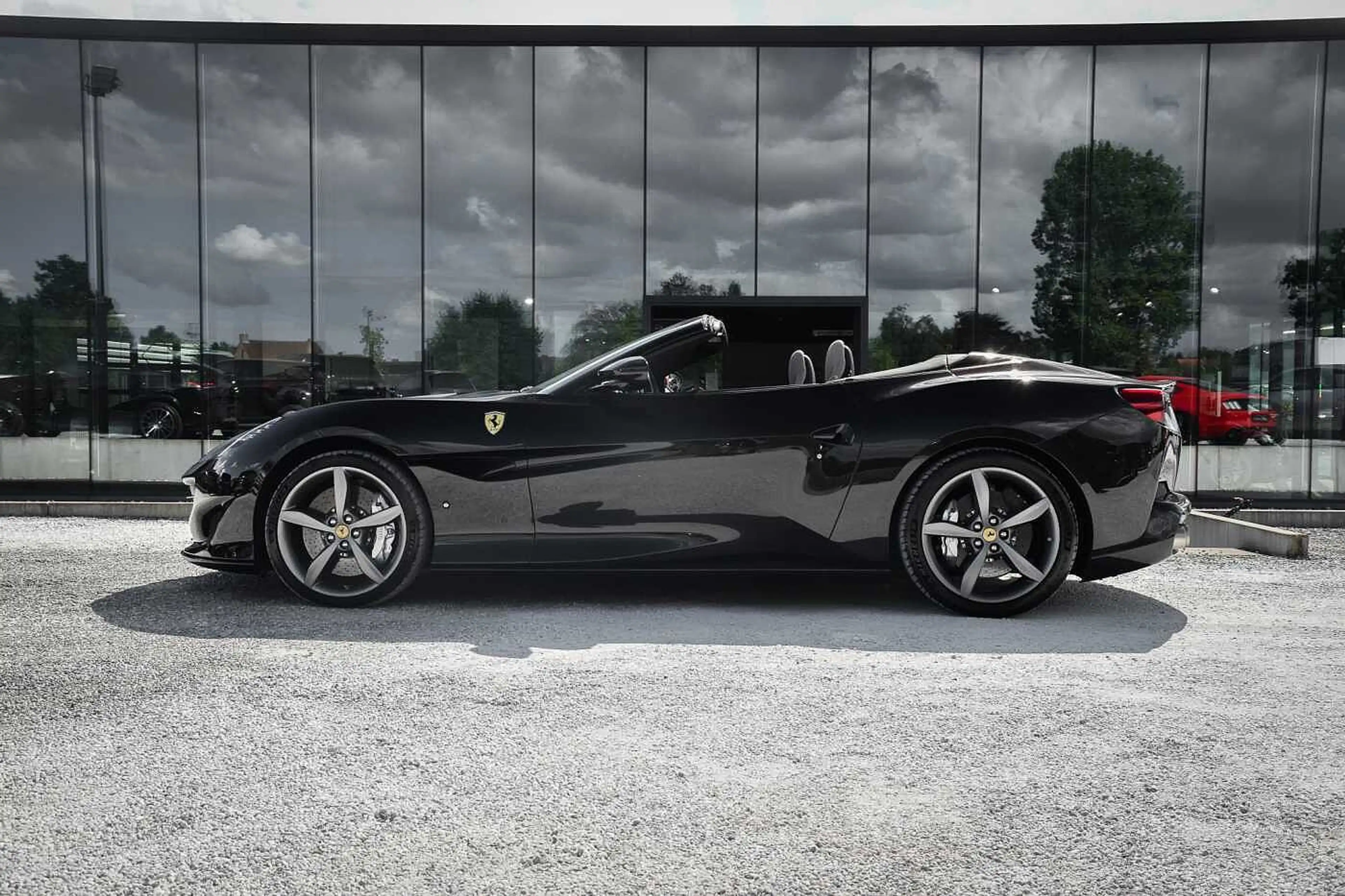 Ferrari Portofino V8 JBL Sound Magnetic Dual Diamond Forged 20' — photo 4