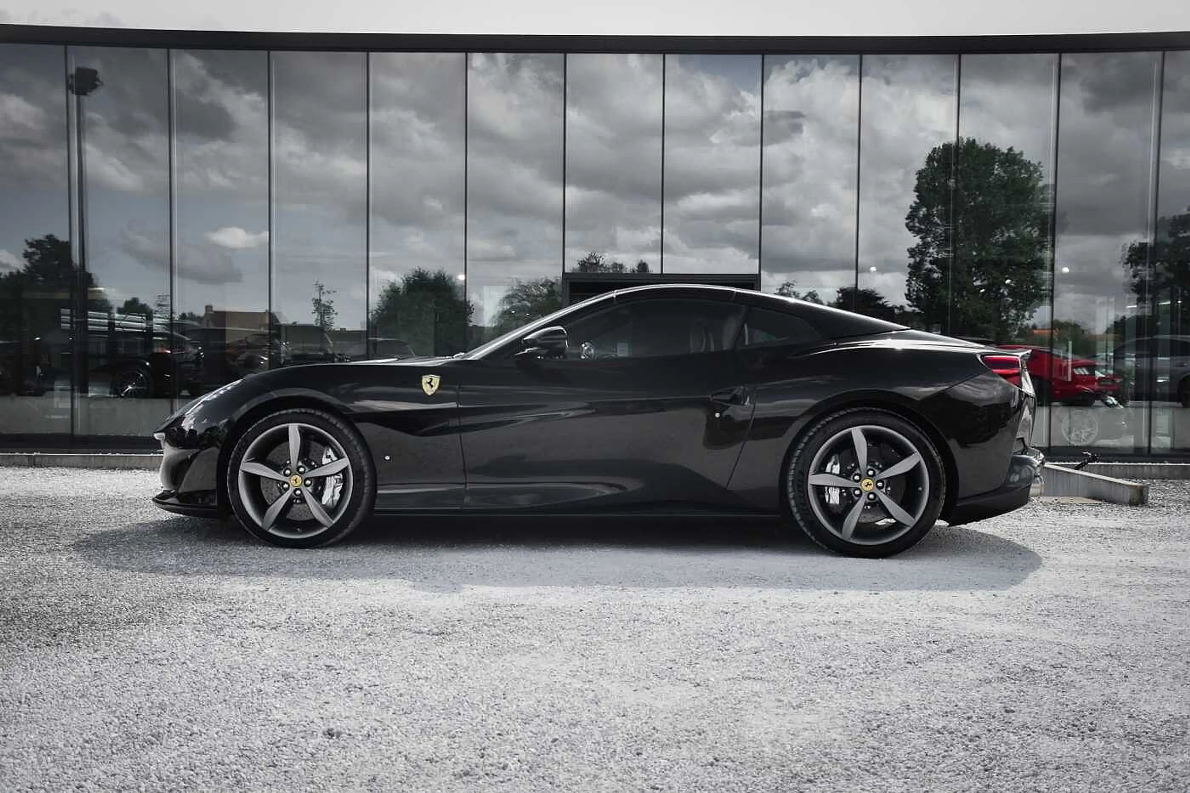Ferrari Portofino V8 JBL Sound Magnetic Dual Diamond Forged 20' — photo 3