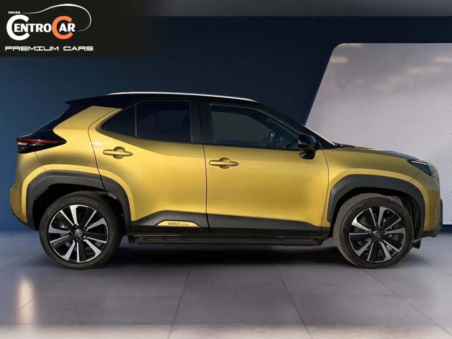 Toyota Yaris Cross 1.5 120H Premiere Edition Amarillo - 2
