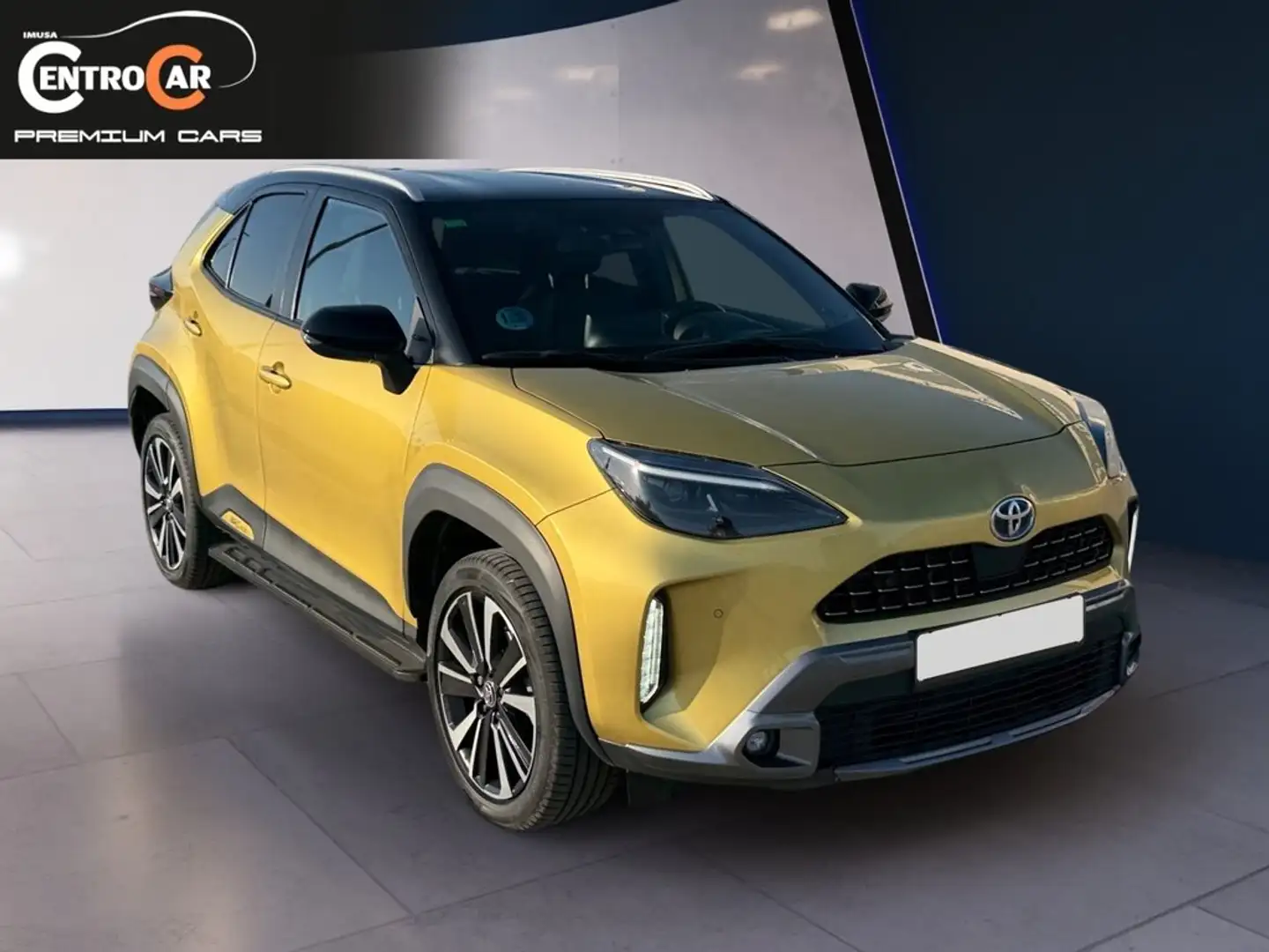 Toyota Yaris Cross 1.5 120H Premiere Edition Amarillo - 1