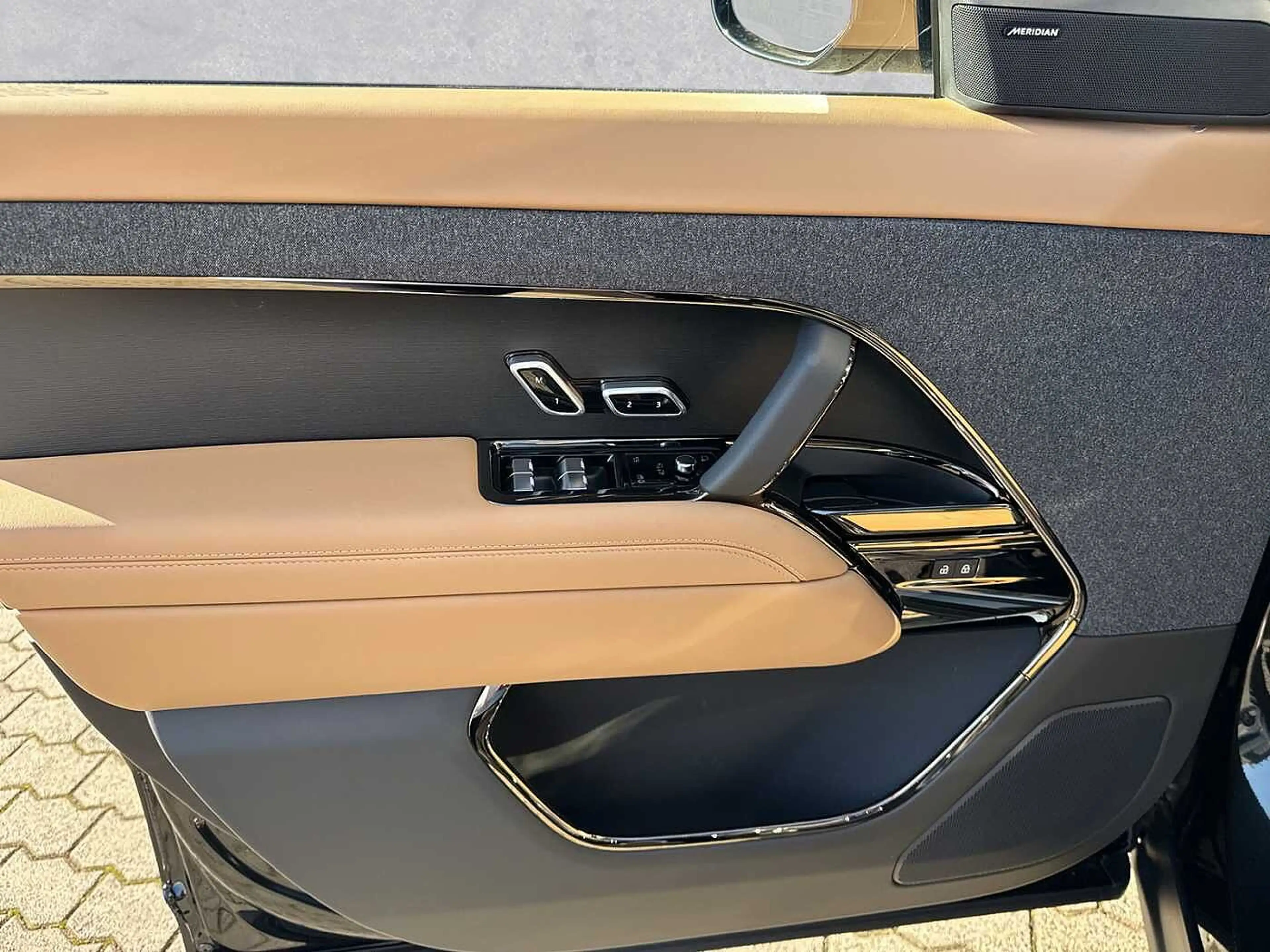 Land Rover Range Rover Sport D300 SE Soft-Close AHK klimatisierte Sitze Pano — photo 11