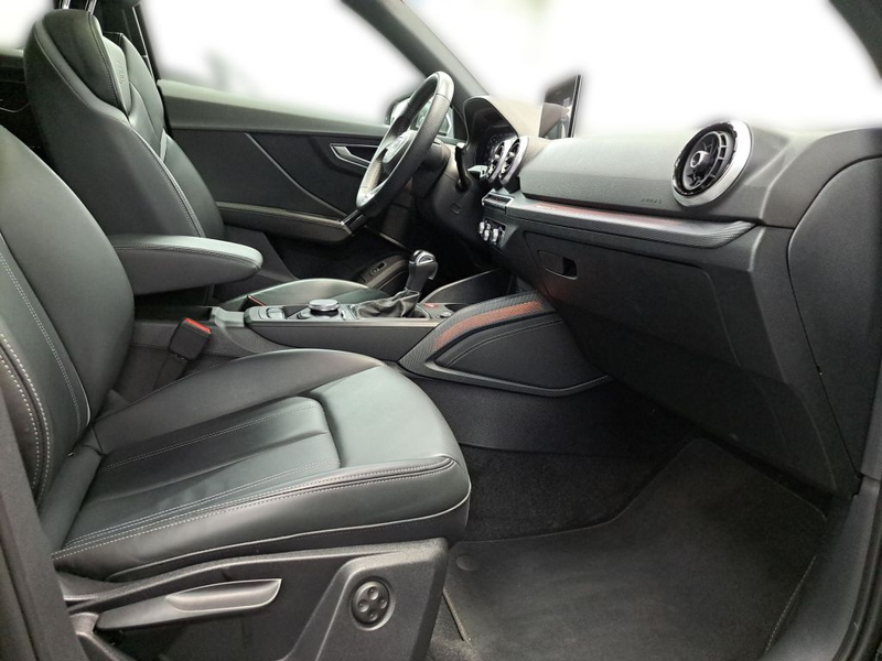 Audi SQ2 TFSI quattro S tronic NAVI RFK PANO ACC — photo 23
