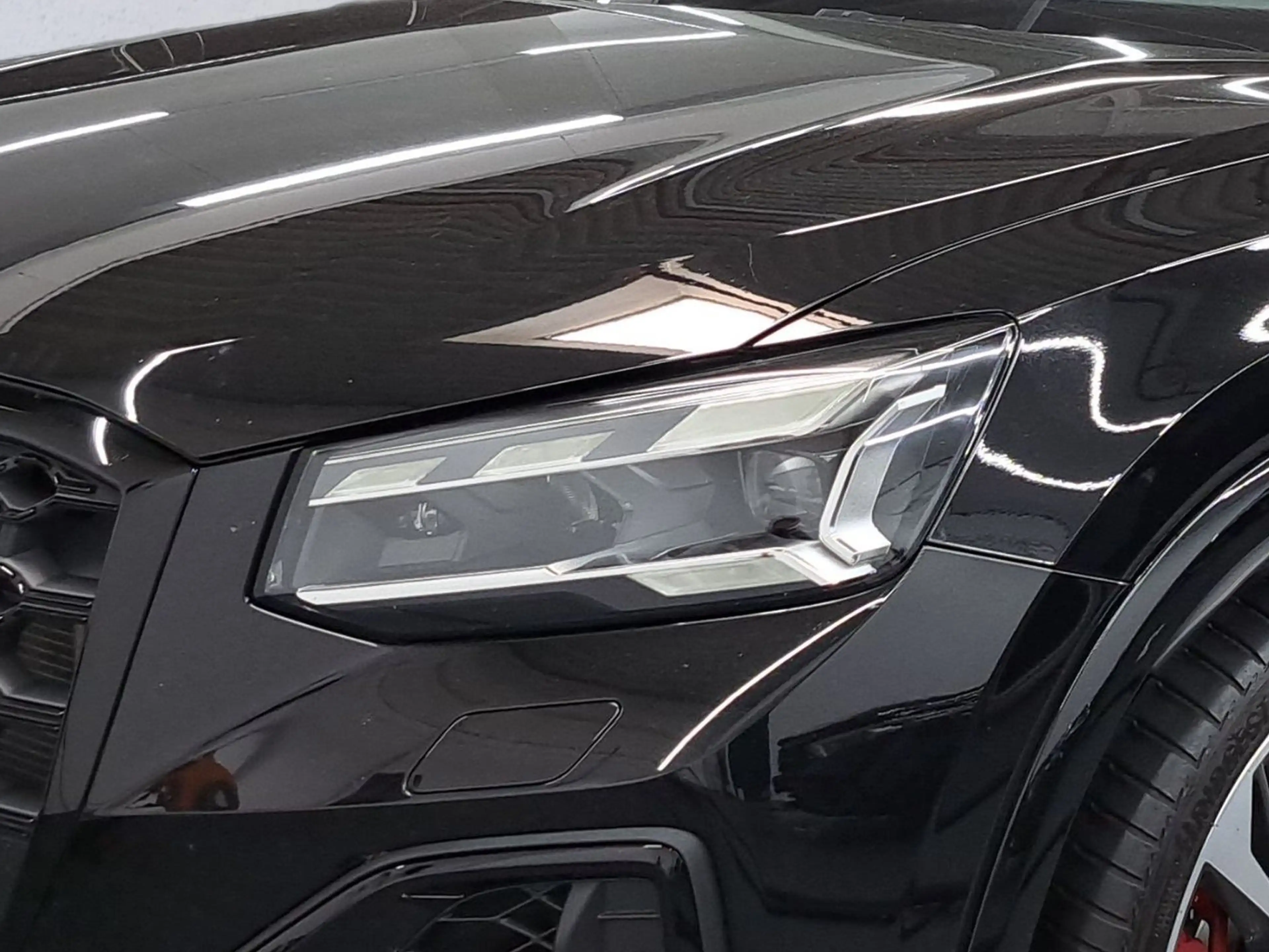 Audi SQ2 TFSI quattro S tronic NAVI RFK PANO ACC — photo 5