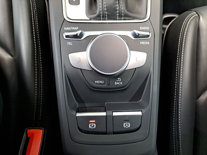 Audi SQ2 TFSI quattro S tronic NAVI RFK PANO ACC — photo 20