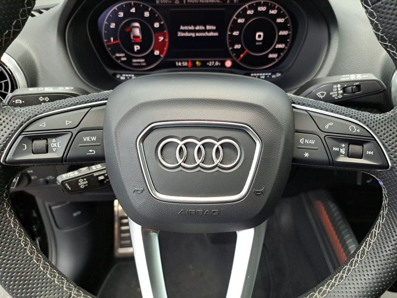 Audi SQ2 TFSI quattro S tronic NAVI RFK PANO ACC — photo 15