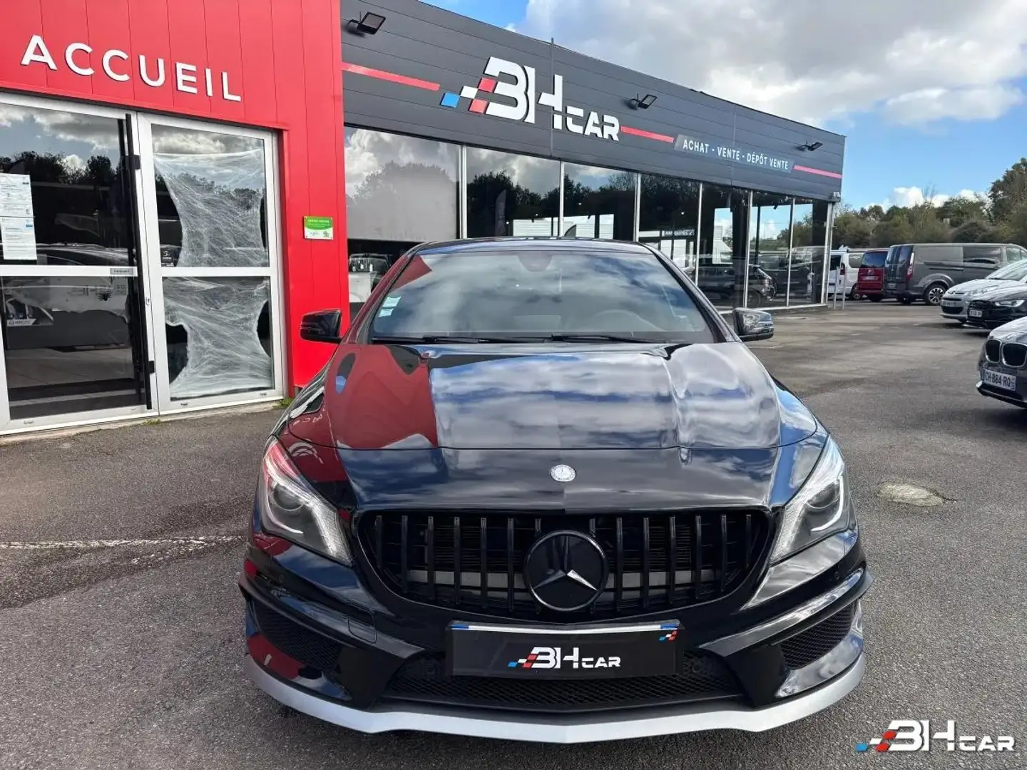 Mercedes-Benz CLA 45 AMG 45 380 AMG 4MATIC 7G-DCT BVA Schwarz - 2