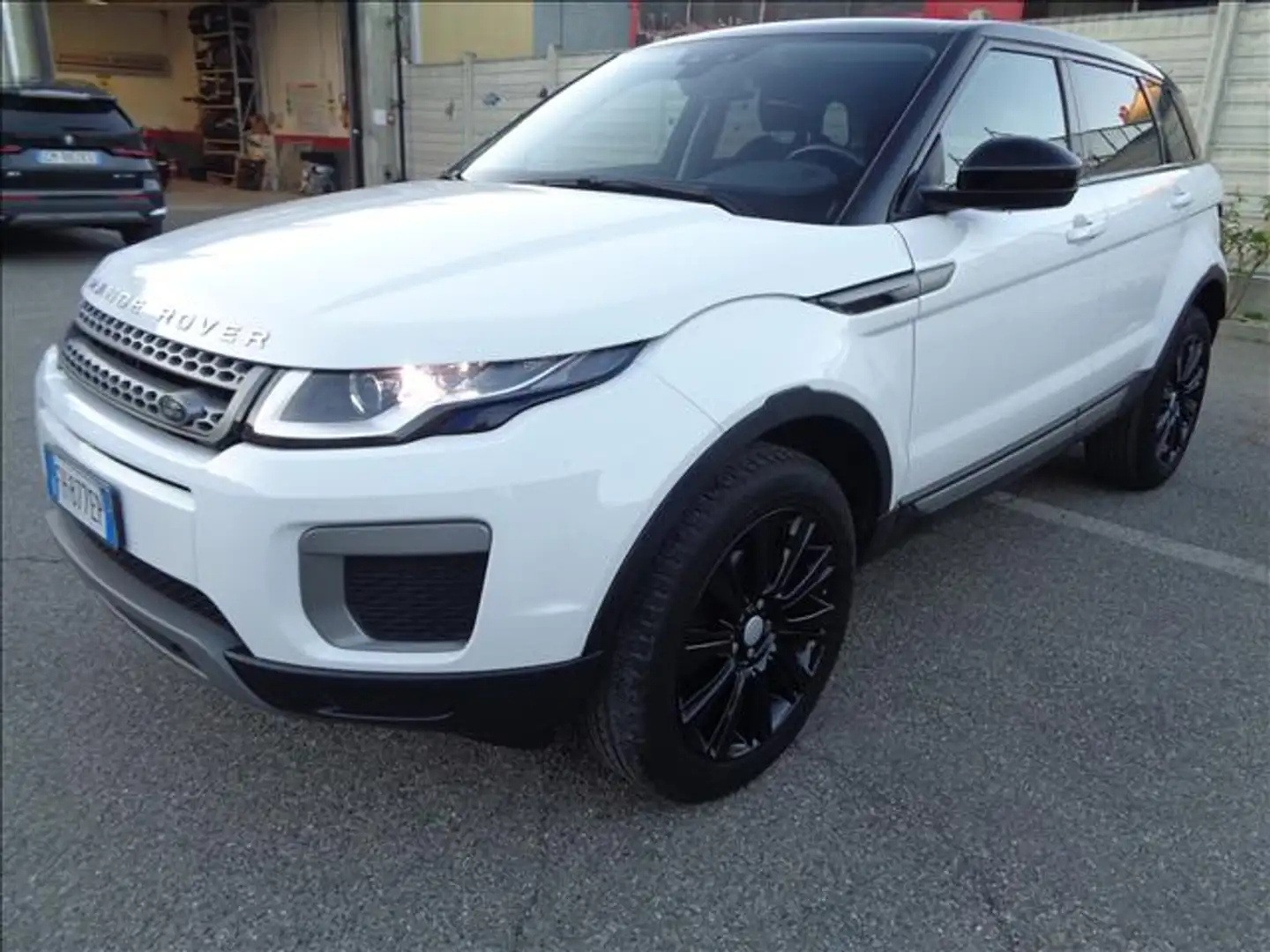 Land Rover Range Rover Evoque EVOQUE 2.0 TD4 PURE SE CAMBIO MANUALE Blanc - 1
