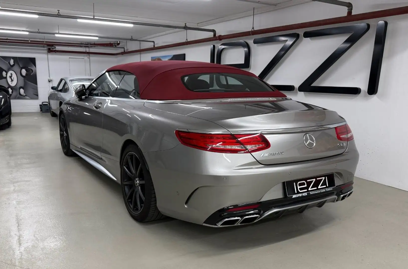 Mercedes-Benz S 63 AMG Cabriolet 4Matic - Edition 130 Stříbrná - 2