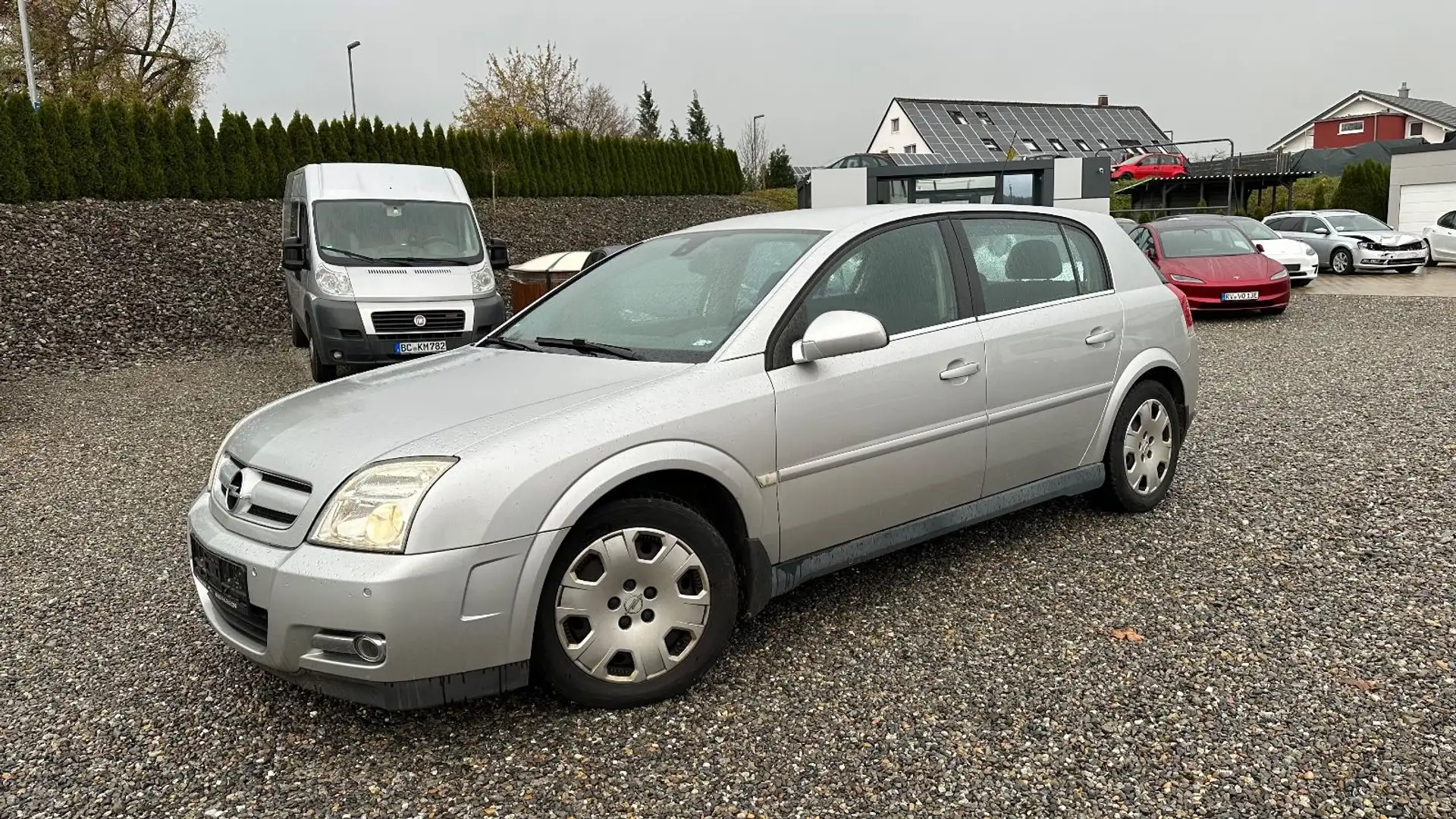 Opel Signum 1.8 Tourer Klima Navi Tempomat TÜV neu Zilver - 1