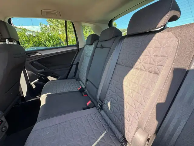 Volkswagen Tiguan view 15