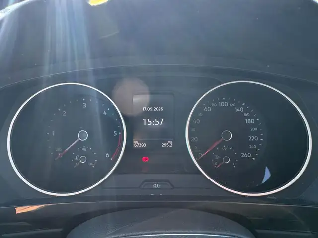 Volkswagen Tiguan view 8