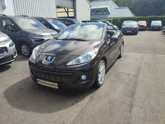 Peugeot 207 207 CC Klimaaut./PDC/Alu/Sitzhzg/Leder
