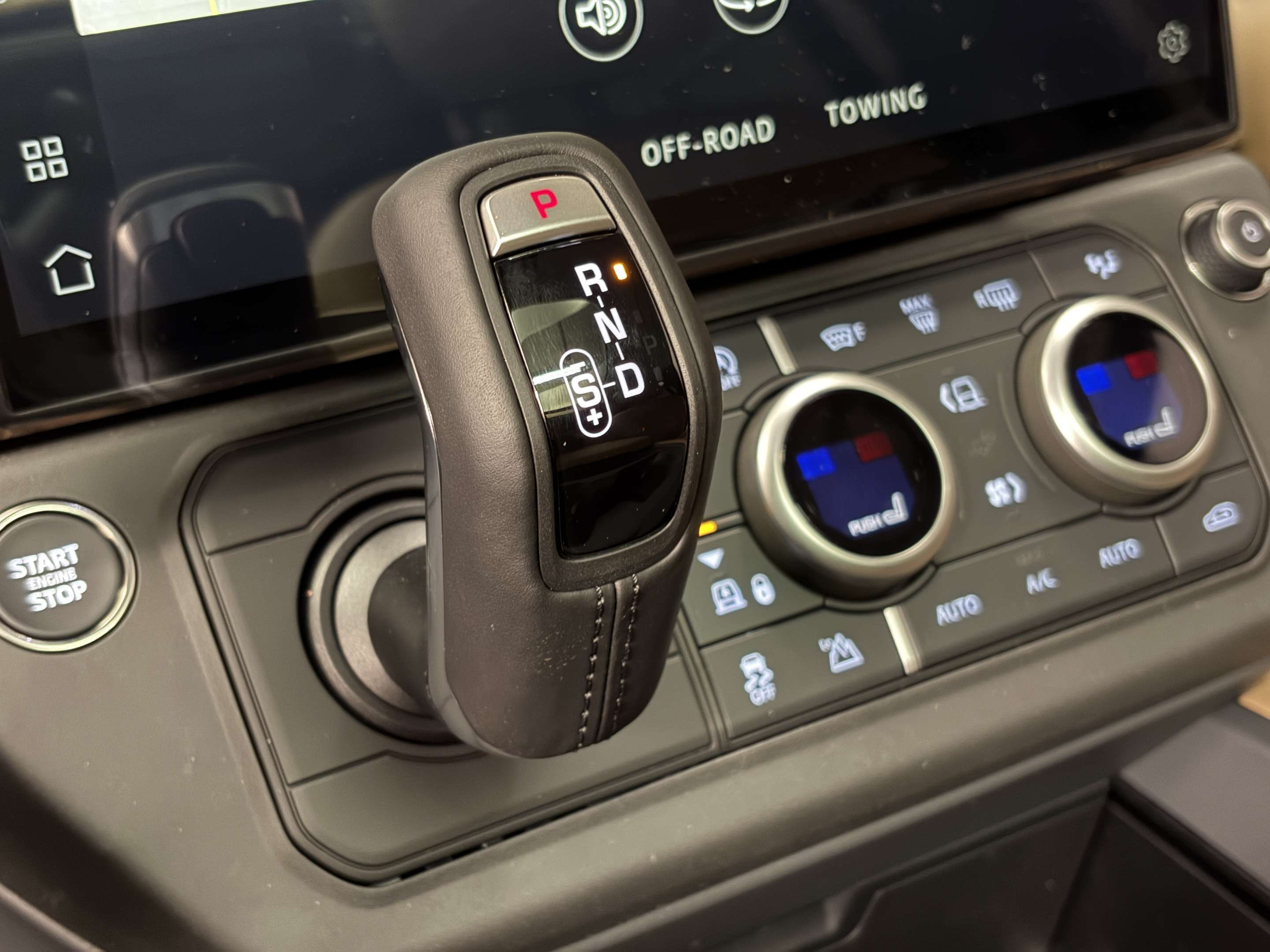 2026 Land Rover Defender X-Dynamic SE thumb 20