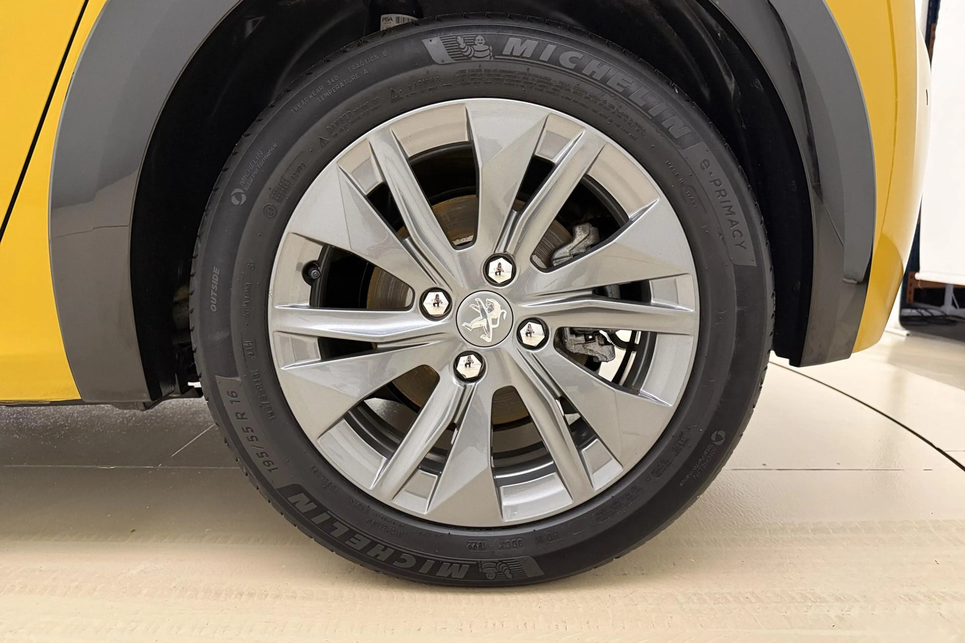 Peugeot e-208 EV Allure Pack 50 kWh | Achteruitrijcamera | Parke — photo 13