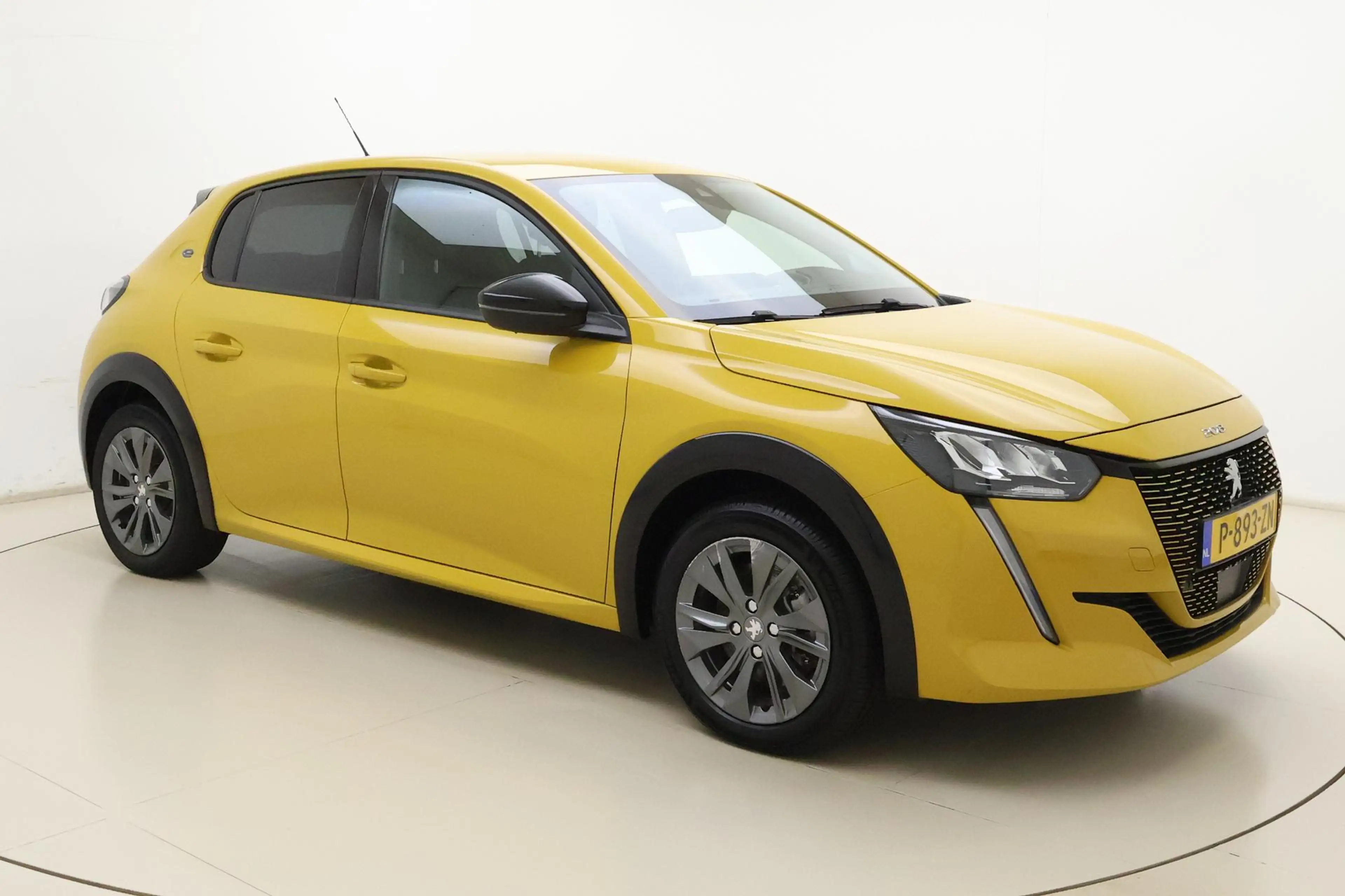 Peugeot e-208 EV Allure Pack 50 kWh | Achteruitrijcamera | Parke — photo 8