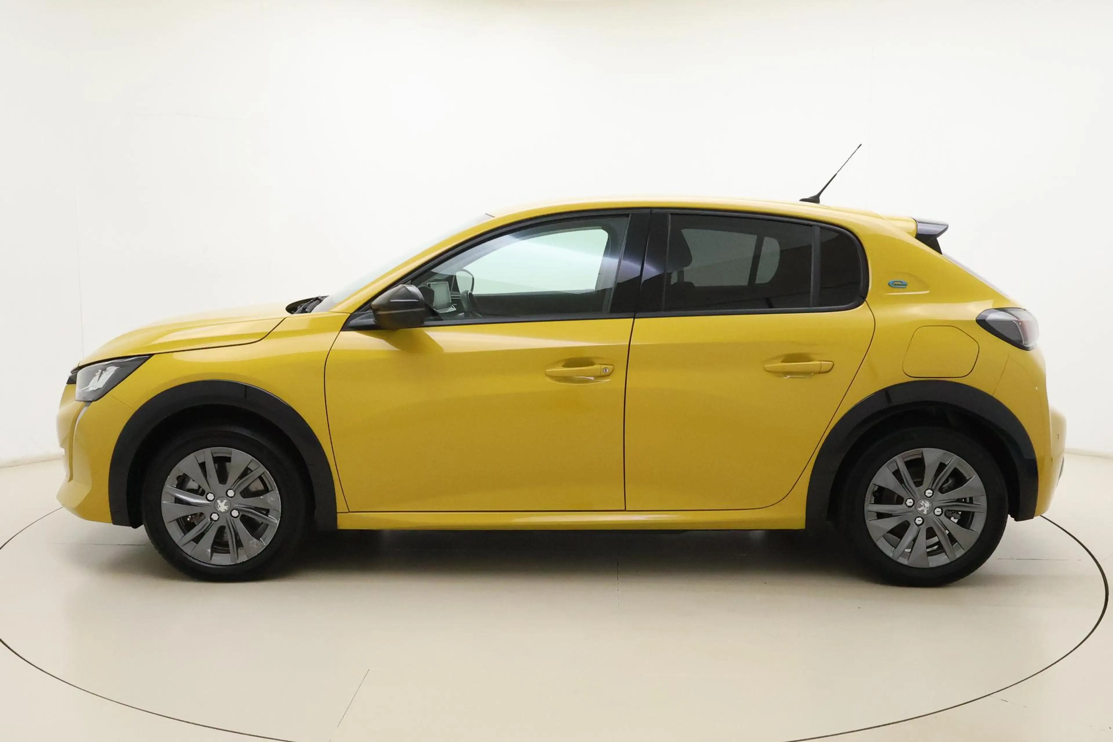 Peugeot e-208 EV Allure Pack 50 kWh | Achteruitrijcamera | Parke — photo 5