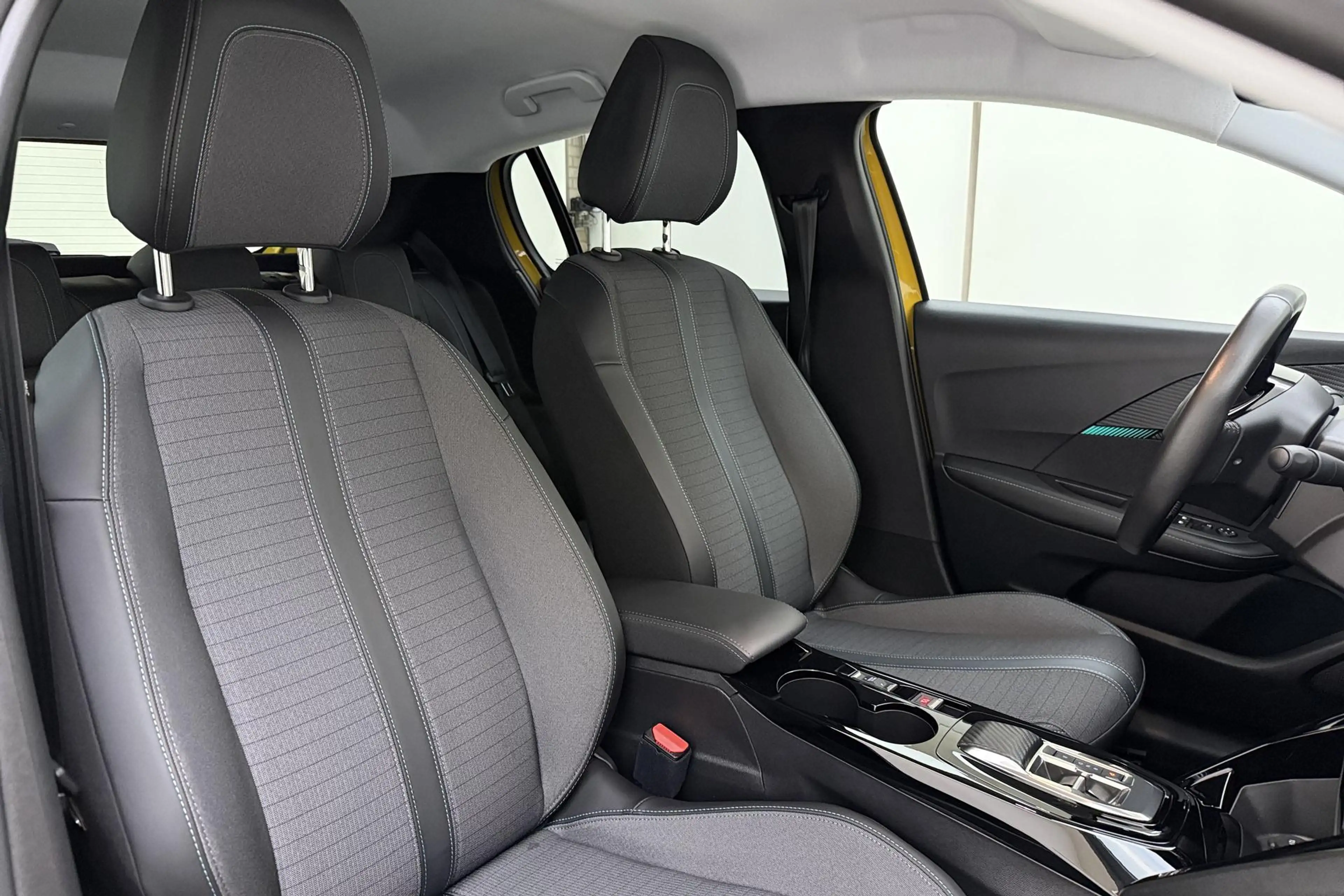 Peugeot e-208 EV Allure Pack 50 kWh | Achteruitrijcamera | Parke — photo 14