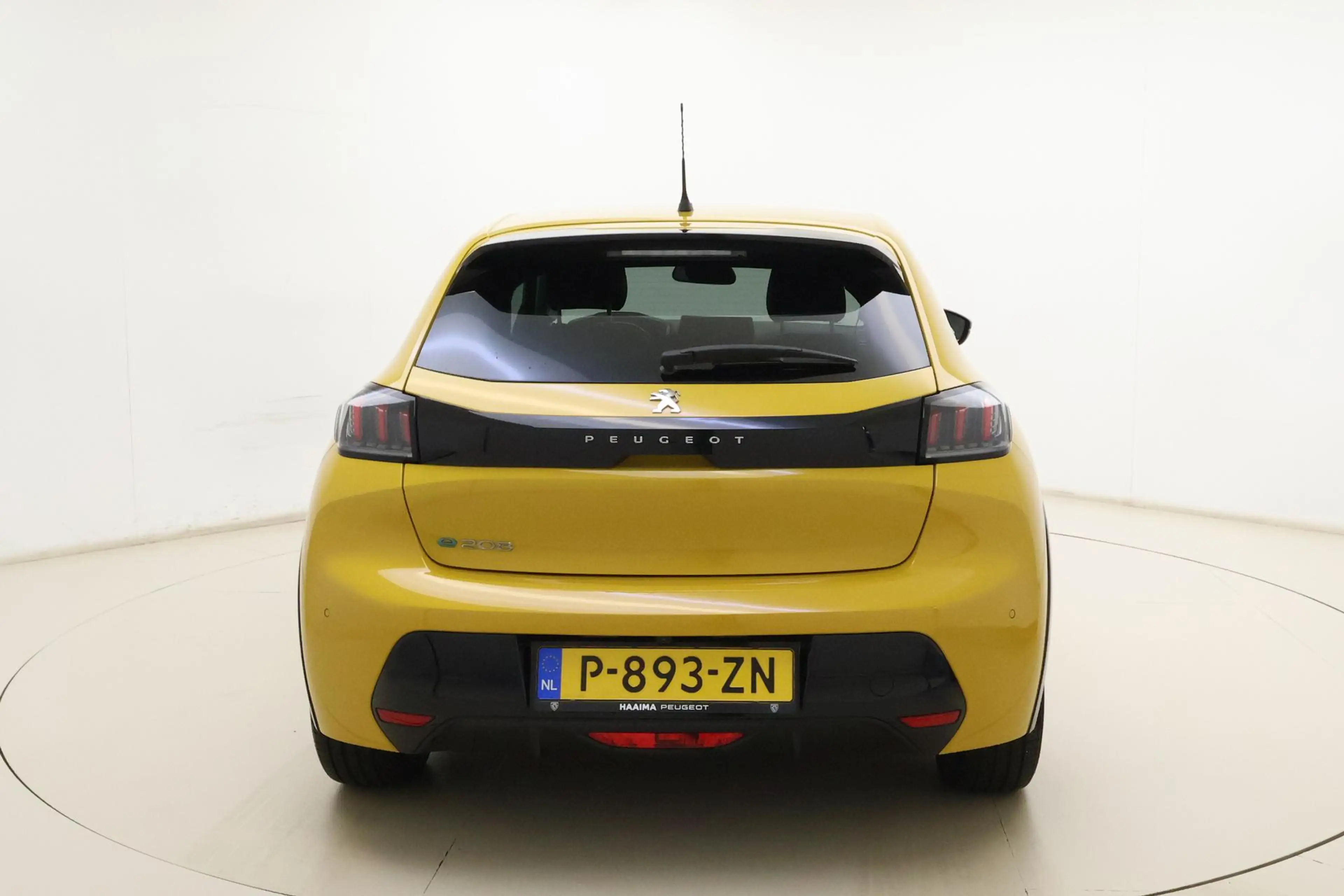 Peugeot e-208 EV Allure Pack 50 kWh | Achteruitrijcamera | Parke — photo 11