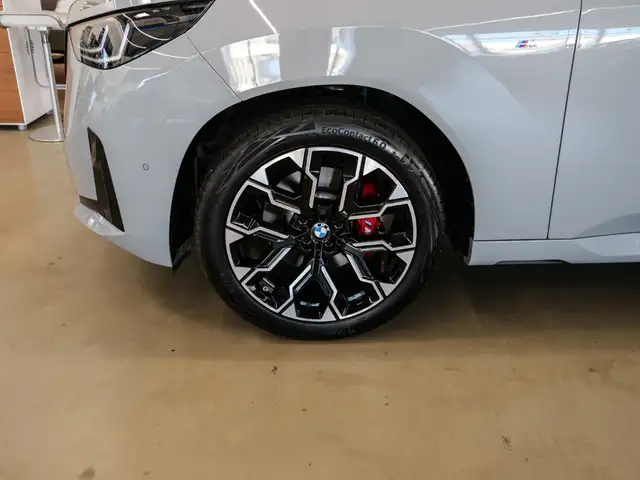 BMW X3 view 7