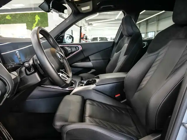 BMW X3 view 9