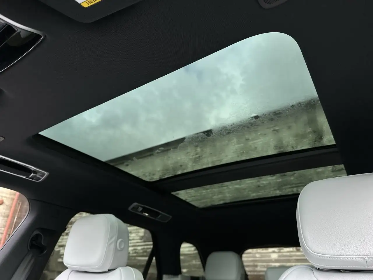 Land Rover Range Rover Sport снимка Land Rover Range Rover Sport
