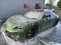 Porsche Taycan Verde - thumbnail 14