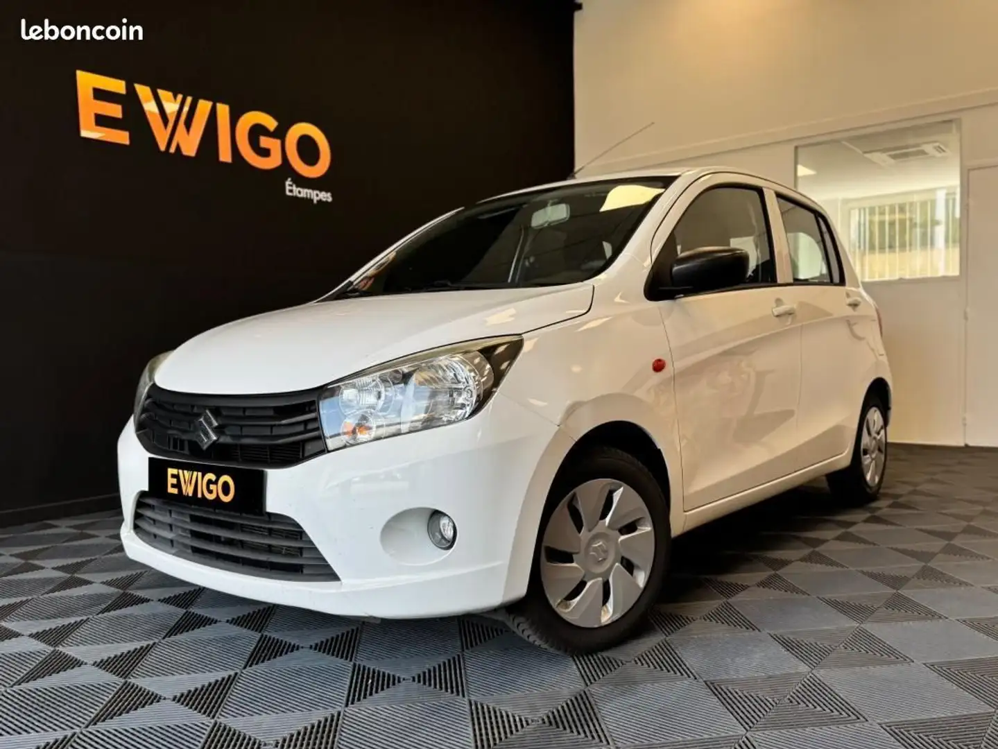 Suzuki Celerio 1.0L VVT 70ch AVANTAGE Prise USB Bluetooth 1ere Ma Білий - 1