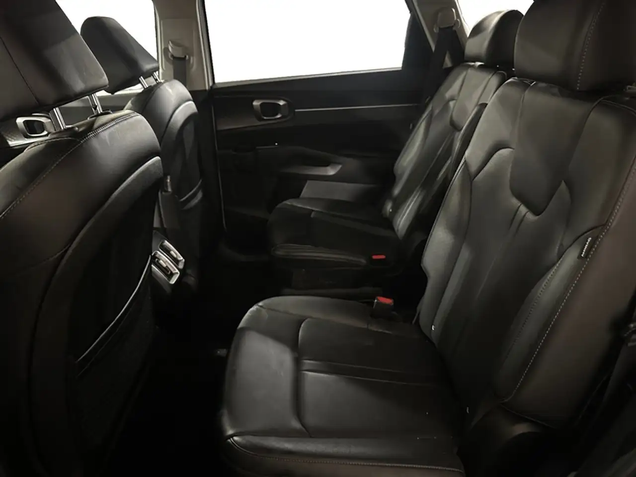 Kia Sorento снимка Kia Sorento