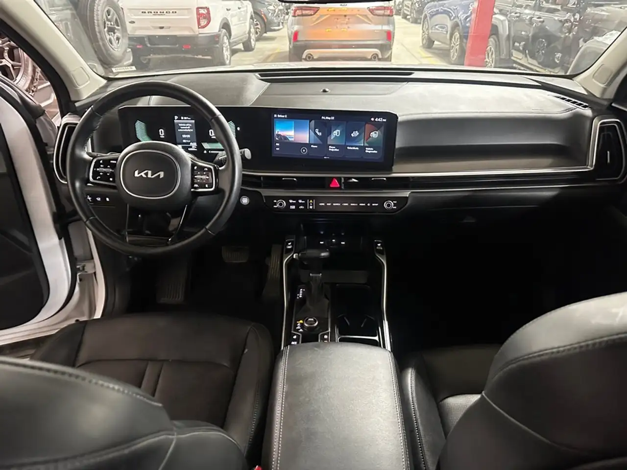 Kia Sorento снимка Kia Sorento