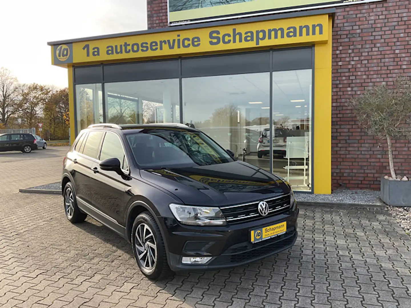 Volkswagen Tiguan Tiguan 2.0 TDI SCR (BlueMotion Techn.) Sound AHK - 1